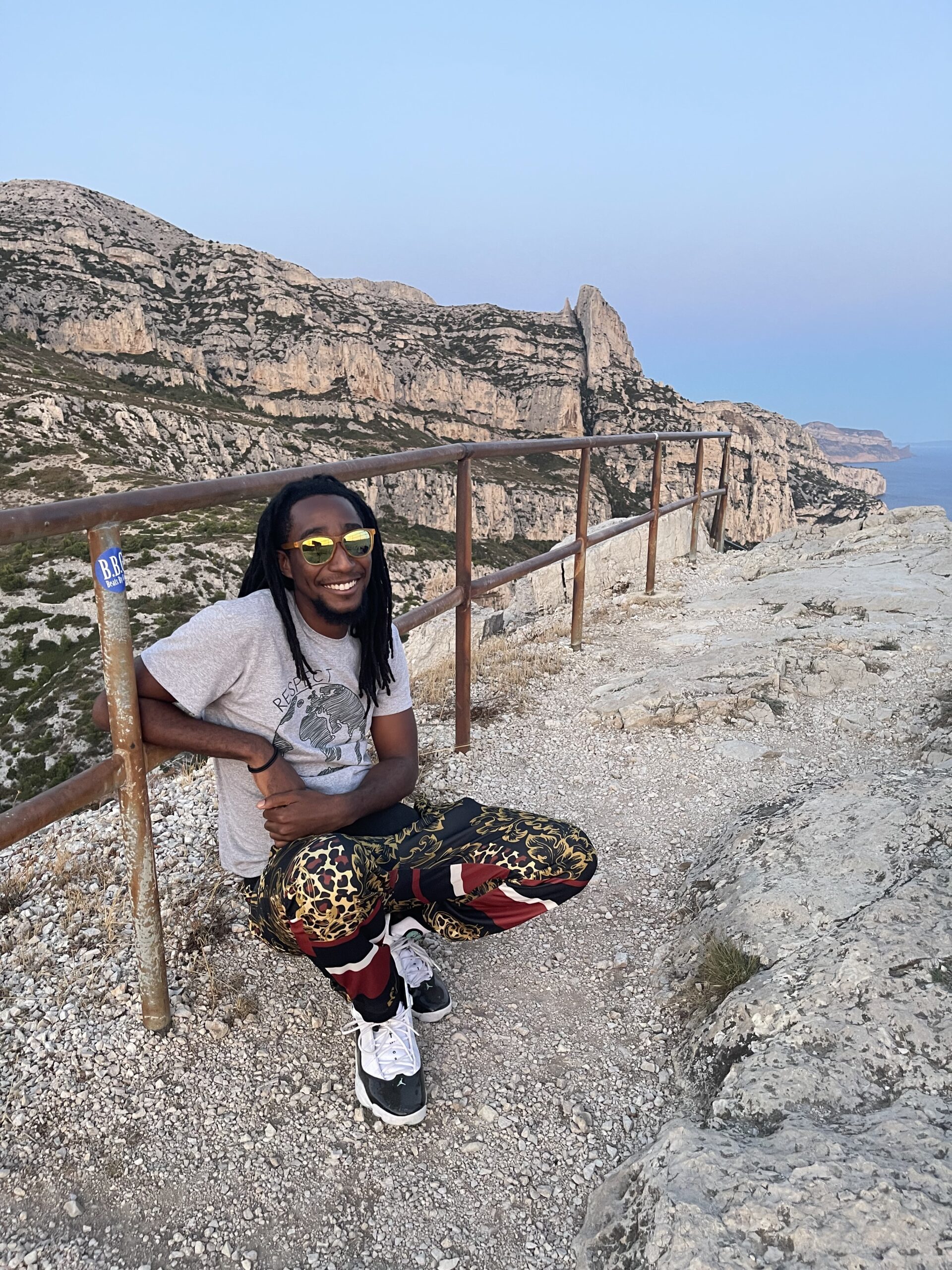 Consistency vs Inspiration: The Real Creative Discipline